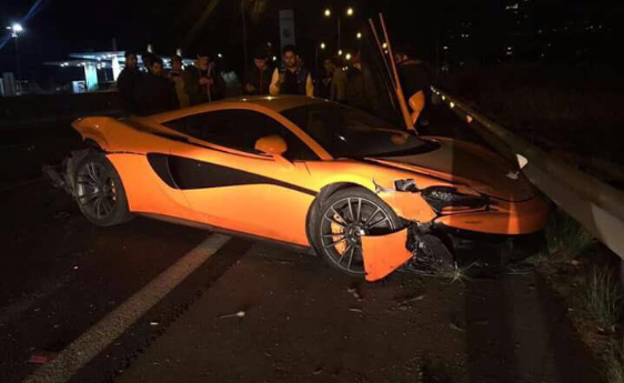 “Chino” Ríos sufre accidente automovilístico en Autopista Costanera Norte