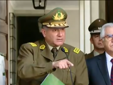 General Villalobos se enojó con la prensa: “No hagan un festín con la crisis de Carabineros”