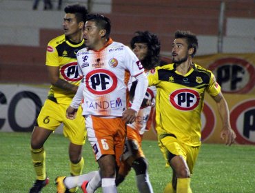 San Luis sorprendió a domicilio a Cobresal en el inicio de la fecha