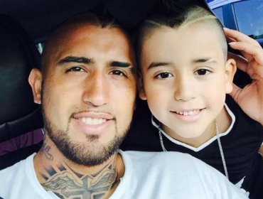 Hijo de Vidal se fotografió con Cristiano Ronaldo tras derrota del Bayern