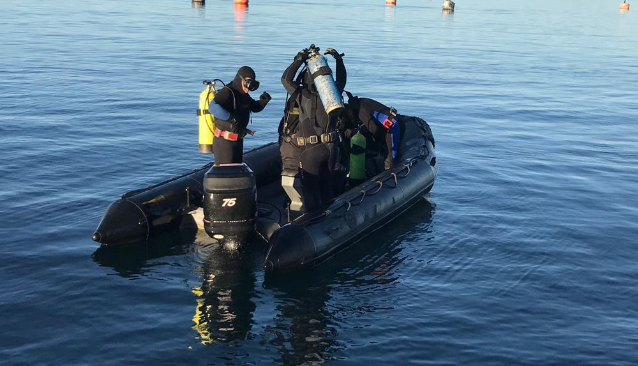 Armada rescata dos cuerpos sin vida en la bahía de Quellón