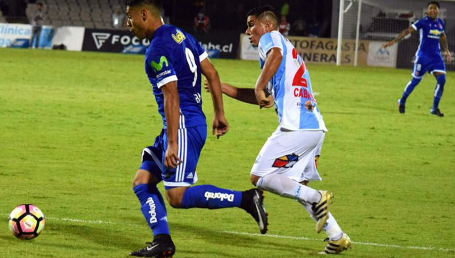 La U vence por la mínima a Deportes Antofagasta y se mete en la pelea por el título