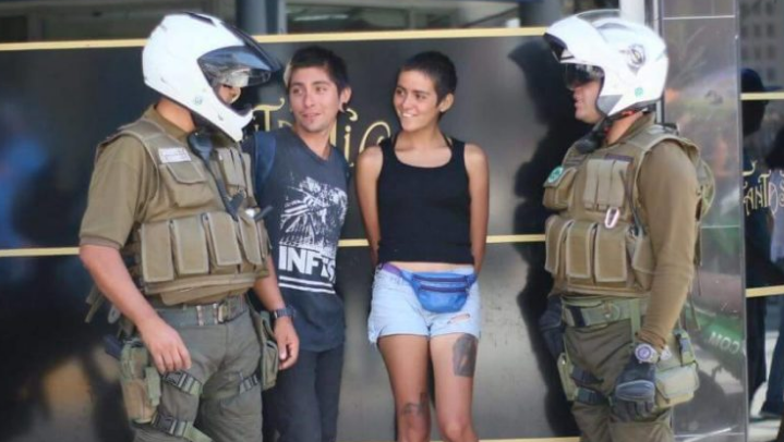 Joven es detenido tras escupir un chorro de agua a Sebastián Piñera en Arica