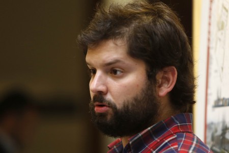 Boric responde a Felipe Kast tras publicación de video que critica al Frente Amplio