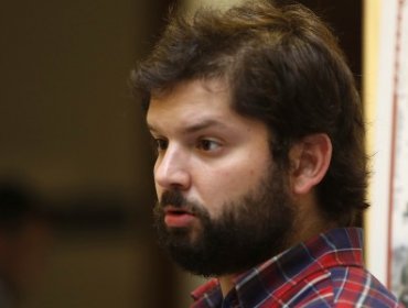 Boric responde a Felipe Kast tras publicación de video que critica al Frente Amplio