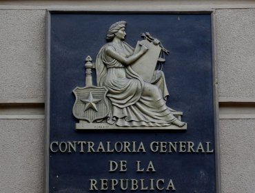 Contraloría cuestiona al SII por no querellarse contra empresas por financiamiento irregular