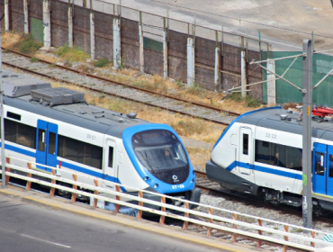 Fuerte sismo provoca corte de luz y suspensión del Metro de Valparaíso