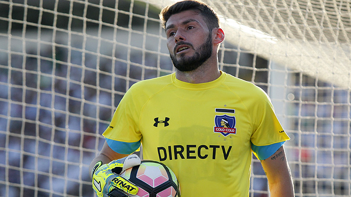 Pablo Guede relegaría al banquillo a Garcés en el choque ante Palestino