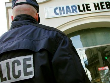 Francia detiene a 10 sospechosos de proveer armas para el ataque de Charlie Hebdo