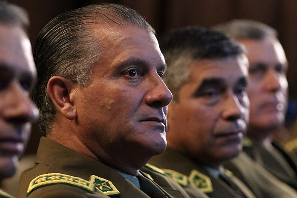 Justicia rechaza querella personal de general Villalobos por fraude de Carabineros