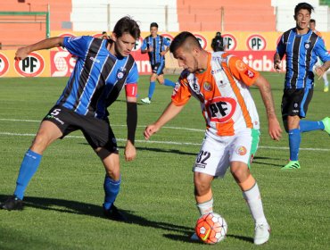 Cobresal va por un vital triunfo ante Huachipato en El Salvador