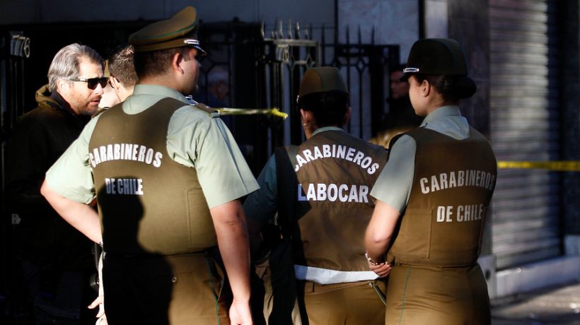 Hombre muere baleado en estacionamiento de discotheque en Maipú