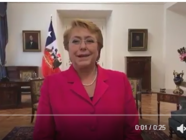 Michelle Bachelet ocupa las redes sociales para entregar saludo a trabajadores
