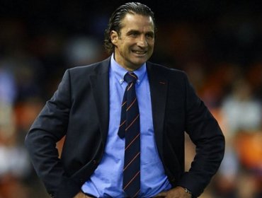 Juan Antonio Pizzi es carta para dirigir el Barcelona según prensa europea