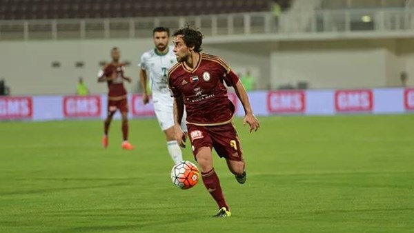 Jorge Valdivia es elegido mejor jugador del mes en Al Wahda