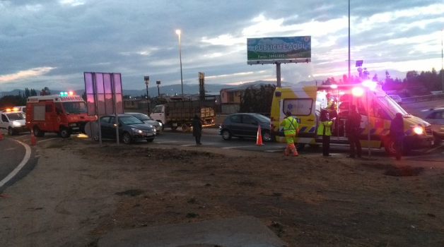 Colisión vehicular deja cuatro lesionados en Quilpué