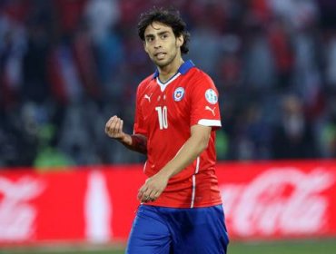 Jorge Valdivia se lesiona en Emiratos Árabes y preocupa a Juan Antonio Pizzi