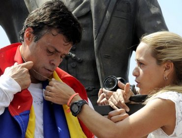 Tintori visita a Leopoldo López y asegura que se encuentra en buen estado de salud