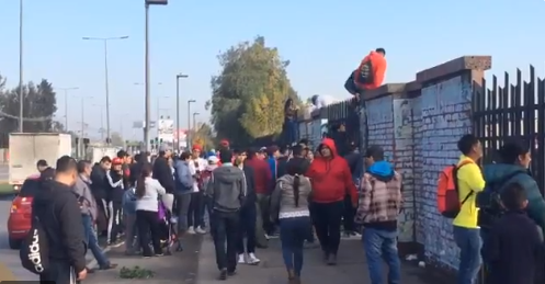 Desmanes causan hinchas albos en venta de entradas para Colo Colo-Antofagasta