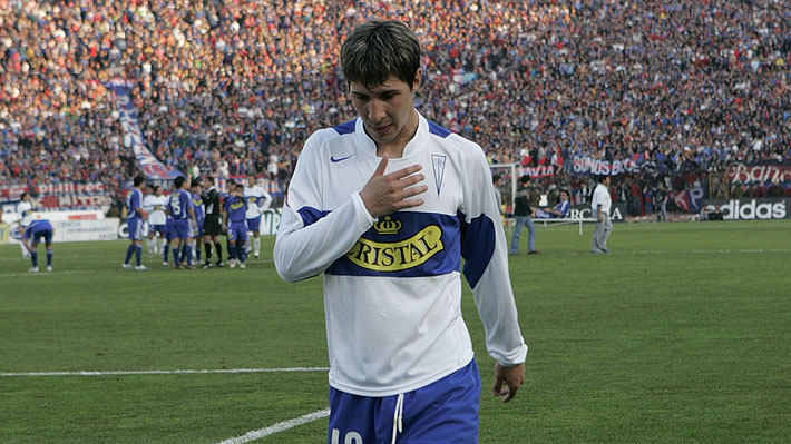 Ex jugador de Universidad Católica es acusado de violación contra una menor