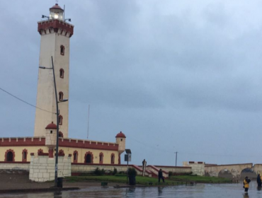 Sector del Faro en La Serena se encuentra anegado por fuertes precipitaciones