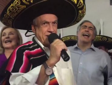 Piñera se toma redes sociales cantando su ranchera preferida: "El Rey"