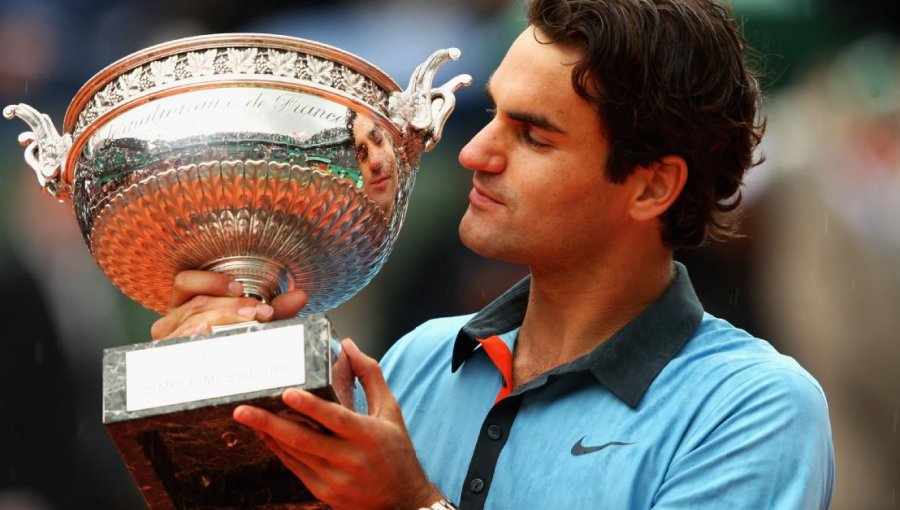 Roger Federer se baja de Roland Garros