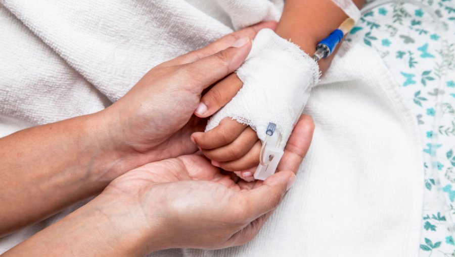 Muere menor de Valdivia: Deuda hospitalaria le habría impedido recibir tratamiento adecuado
