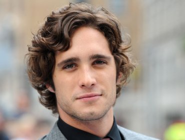 Conoce al actor que interpretará a Luis Miguel en la serie de Netflix