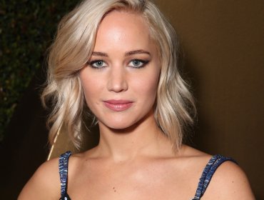 Borracha en el caño: Filtran video de Jennifer Lawrence bailando en un local nocturno