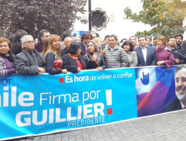 Guillier presenta equipo de recolección de firmas para la Región Metropolitana