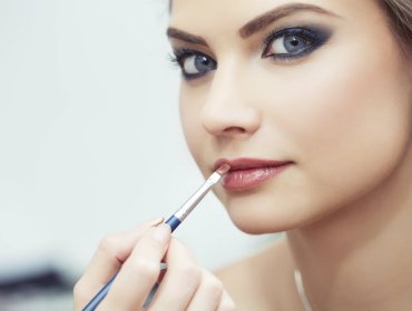 ¿Cómo lograr un maquillaje natural que te haga sentir hermosa?