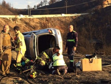 Vehículo desbarranca en peligrosa Ruta Las Palmas de Viña del Mar