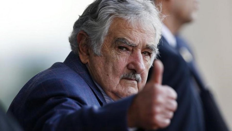 Pepe Mujica en Chile: “Las ansias de dinero deben estar lejos de quienes aspiran al poder”