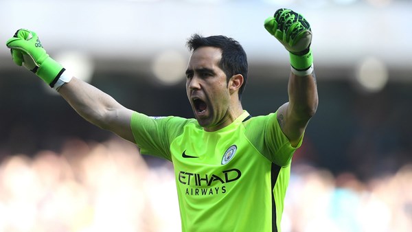 Claudio Bravo: “Mi futuro sigue ligado al City”