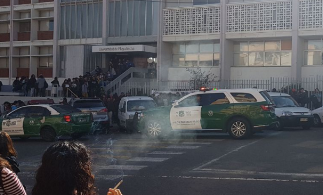 Evacúan sede central de la UPLA en Valparaíso por aviso de bomba