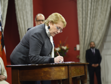 Presidenta Bachelet firma proyecto para fortalecer las universidades estatales