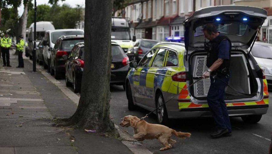 Policía británica identifica al tercer autor del atentado en Londres