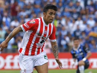 Pachuca oficializa la llegada de Edson Puch proveniente de Necaxa