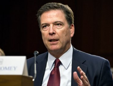 Exdirector del FBI dice que Trump lo presionó por investigación sobre Rusia