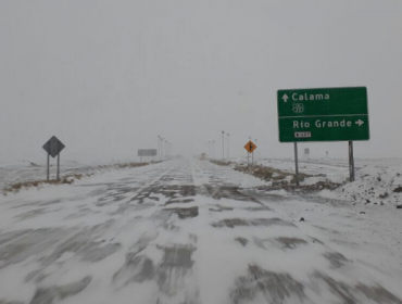 Fuerte nevazón obliga a cerrar la ruta que une Calama y San Pedro de Atacama