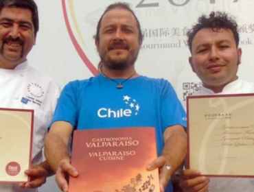 Escritor chileno obtiene premios internacionales en China