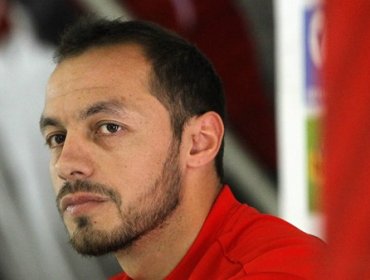 Marcelo Díaz se recupera y podría estar ante Rumania