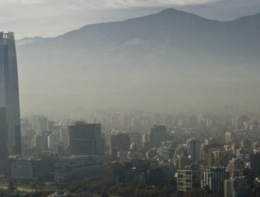 Intendencia decreta Alerta Ambiental para este lunes en la Región Metropolitana