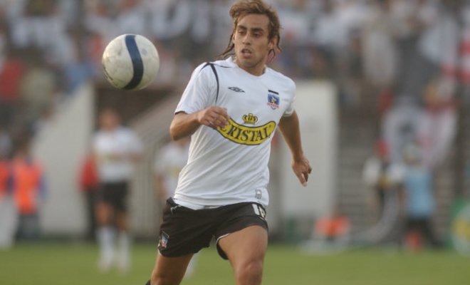 Jorge Valdivia regresa a Colo-Colo tras llegar a acuerdo con Blanco y Negro