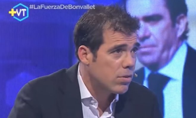 Mega no le renovaría contrato a Álvaro Escobar