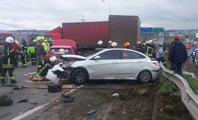 Colisión múltiple deja más de 10 lesionados en Puerto Montt