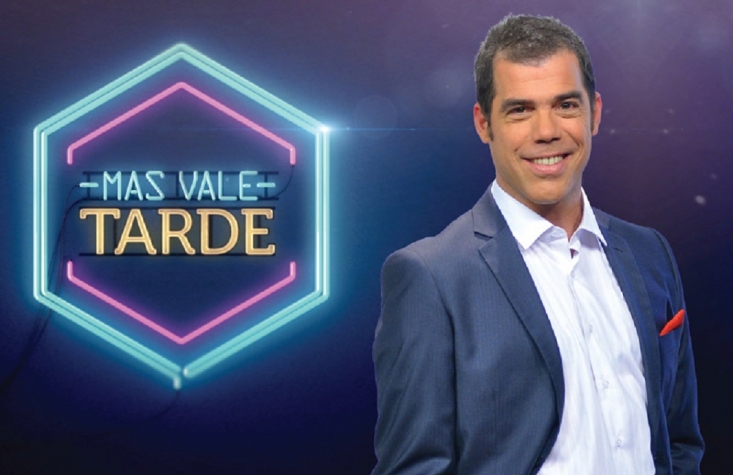 Álvaro Escobar confirmó su salida de Mega y el termino de "Más Vale Tarde"