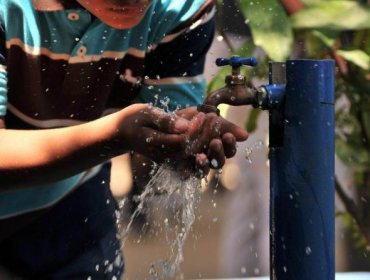 Suspenden clases en la Provincia de San Antonio por corte de agua potable