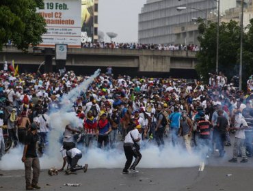 Protesta opositora en Venezuela deja un muerto y varios heridos de bala